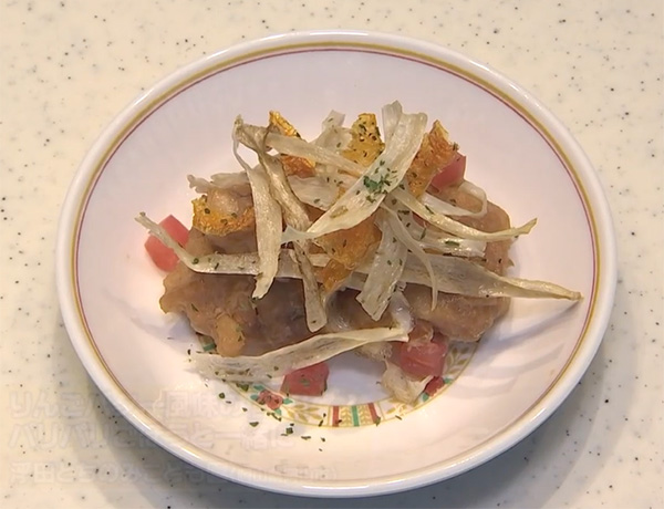 りんごバター風味の唐揚げ パリパリごぼうと一緒に